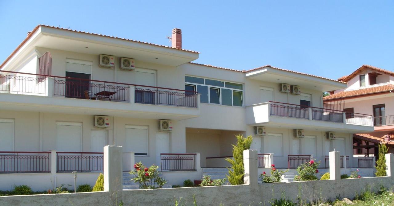 Christos Rooms Stavros  Exterior photo